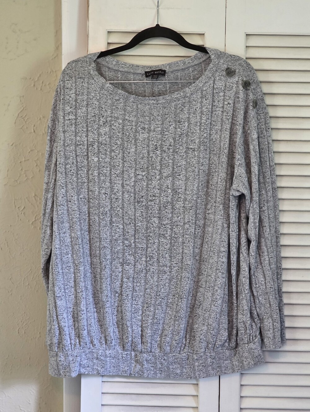 Lane Bryant Gray Marled Button Shoulder Knit Sweater Top Size 18/20 Plus